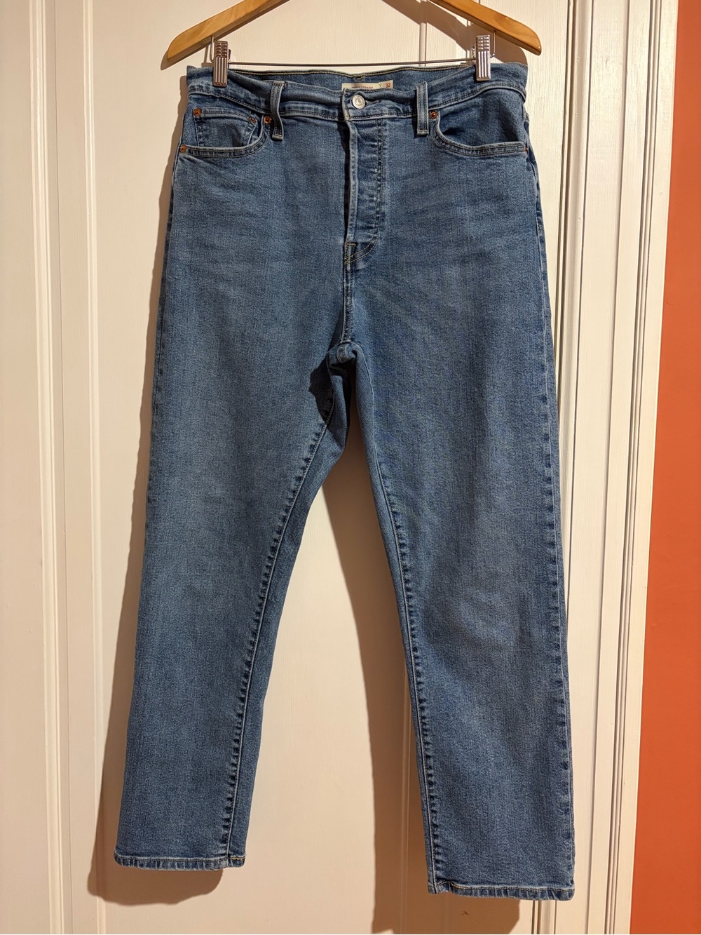 Levi’s Wedgie Straight women’s jeans